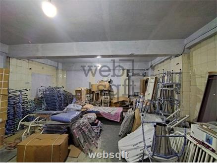 Commercial Retail showroom shop for Rent